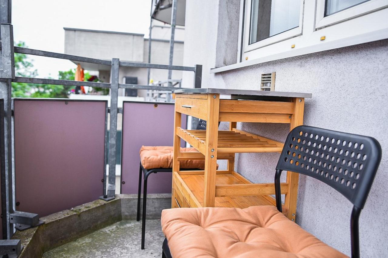 Ruhige Wohnung Im . Private Parkplatz ,Balkon ,Netflix Nürnberg Eksteriør bilde